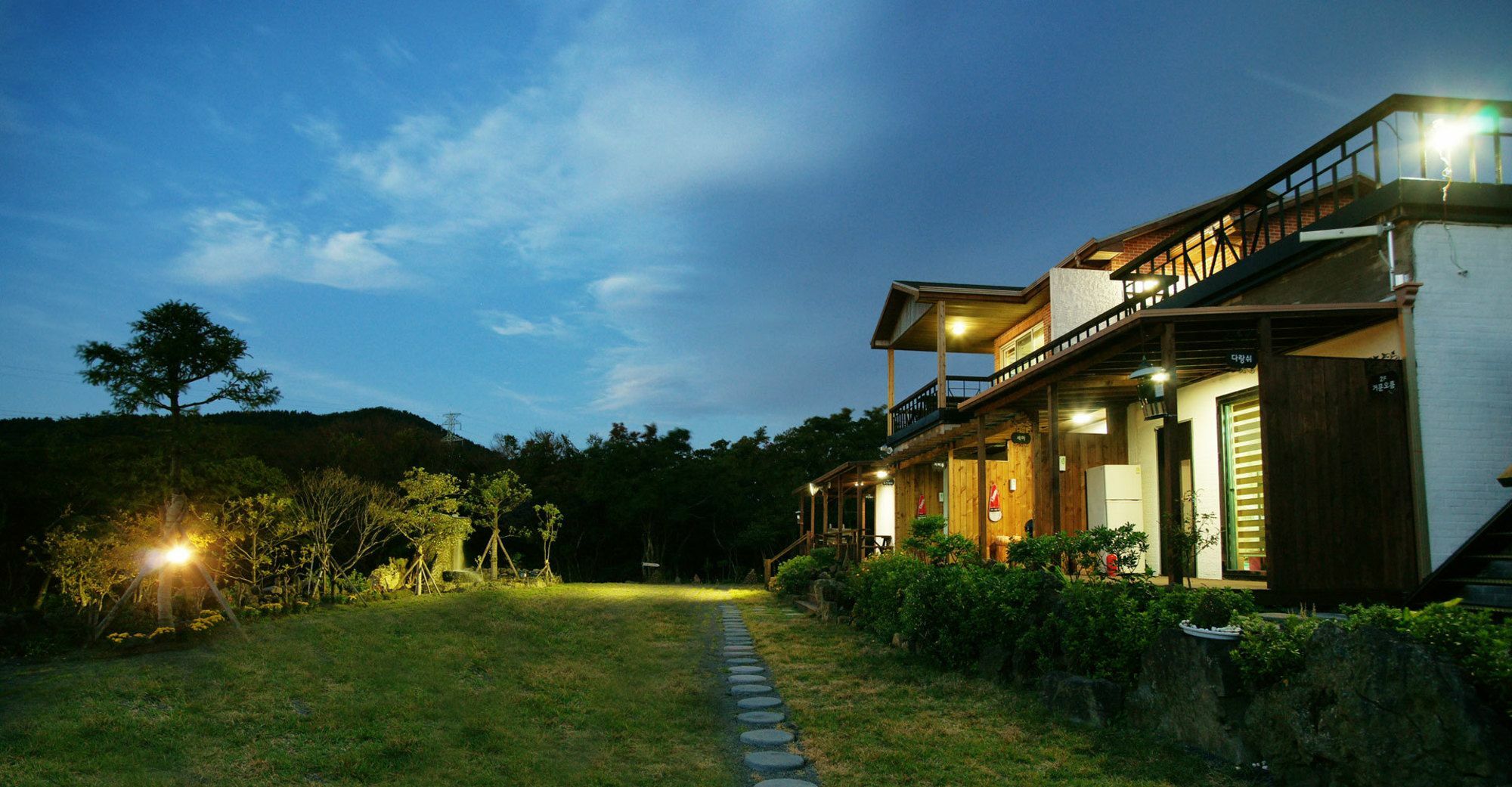 Gotjawal Geomunoreum Pension Jeju Exteriör bild