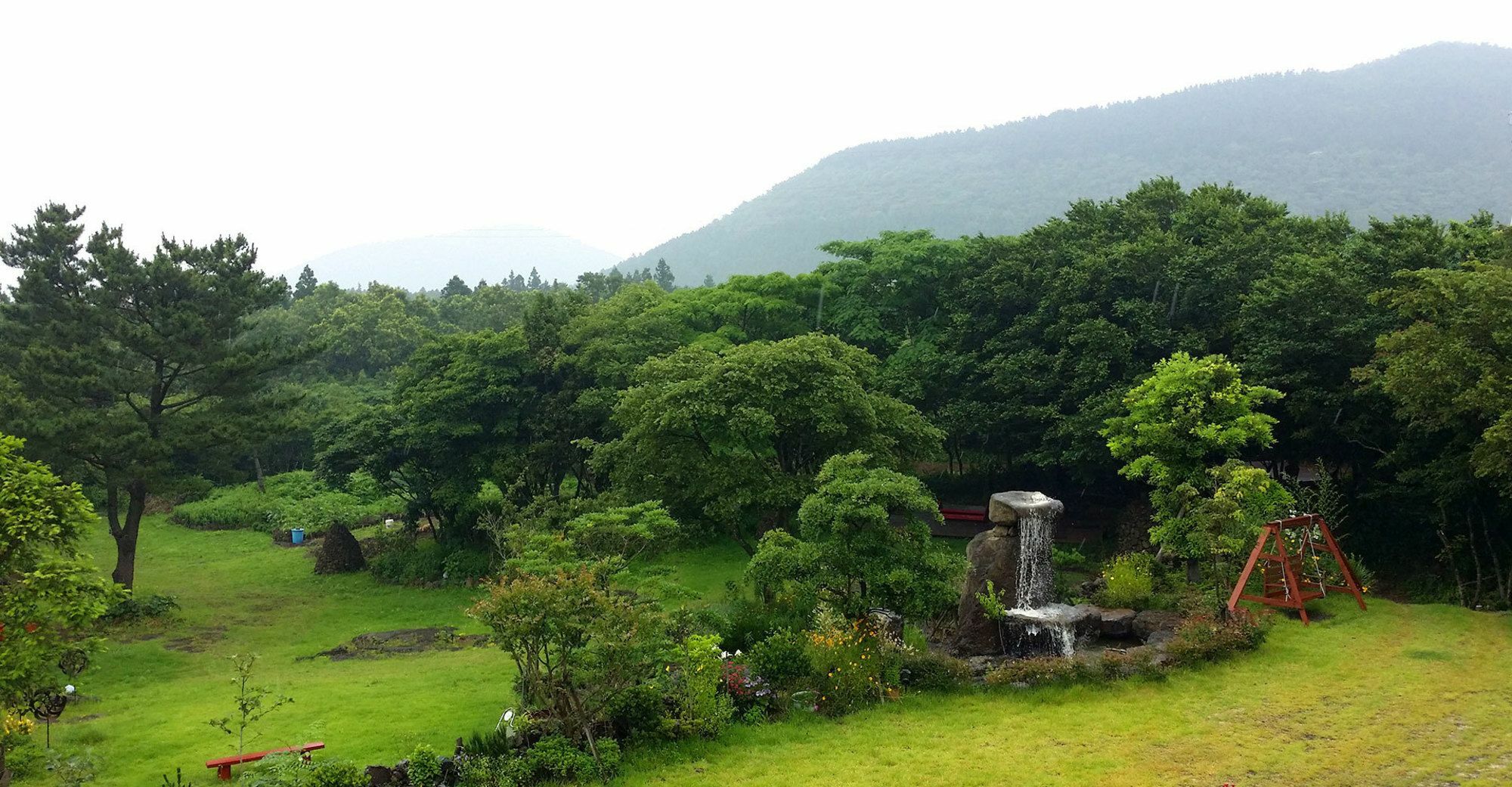 Gotjawal Geomunoreum Pension Jeju Exteriör bild
